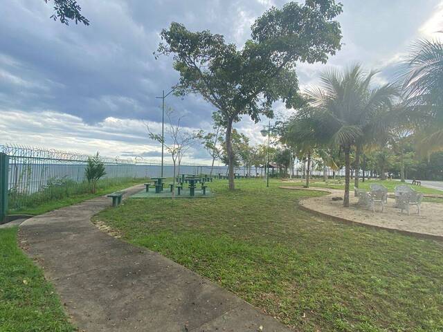 Mansão para Venda em Manaus - 4