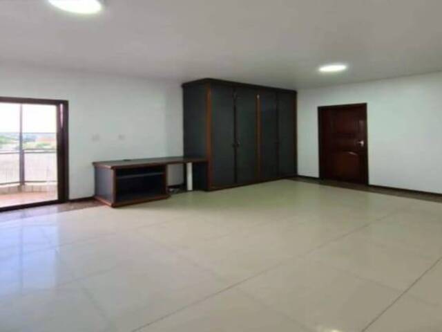 #060 - Apartamento para Venda em Manaus - AM - 1