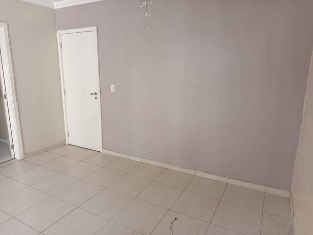 #095 - Apartamento para Locação em Manaus - AM - 2